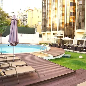 **** Apartmanhotel Legendary Portugália